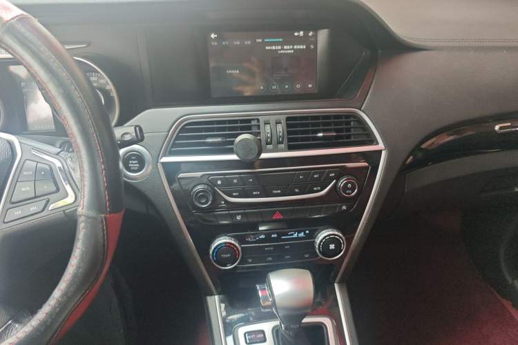 Used Leopaard CS10 2017 1.5T CVT Elite Model Audio And AC Panel