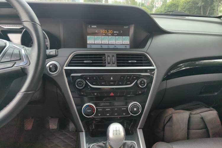 Used Leopaard CS10 2017 1.5T Manual Prestige Model Audio And AC Panel