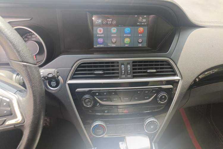 Used Leopaard CS10 2017 2.0T Automatic Luxury Model Audio And AC Panel