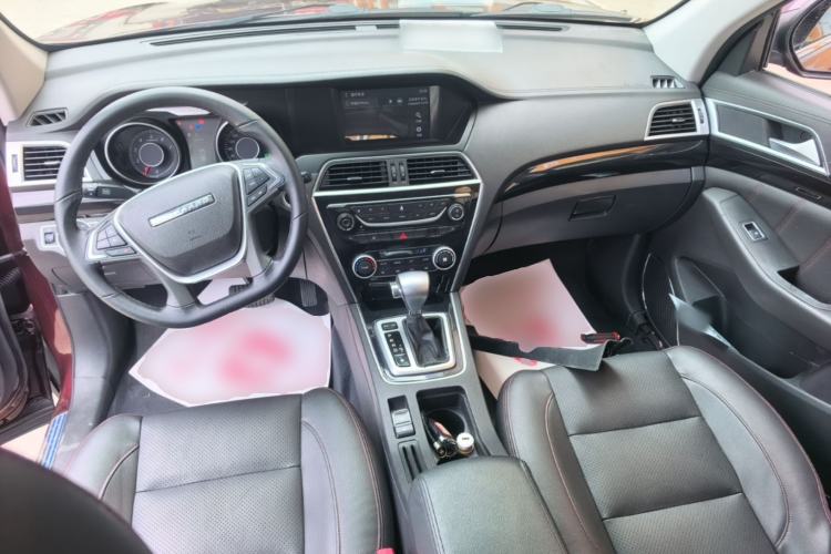 Used Leopaard CS10 2017 1.5T CVT Luxury Model Center Console
