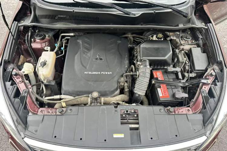 Used Leopaard CS10 2017 2.0T Automatic Luxury Model Engine Bay