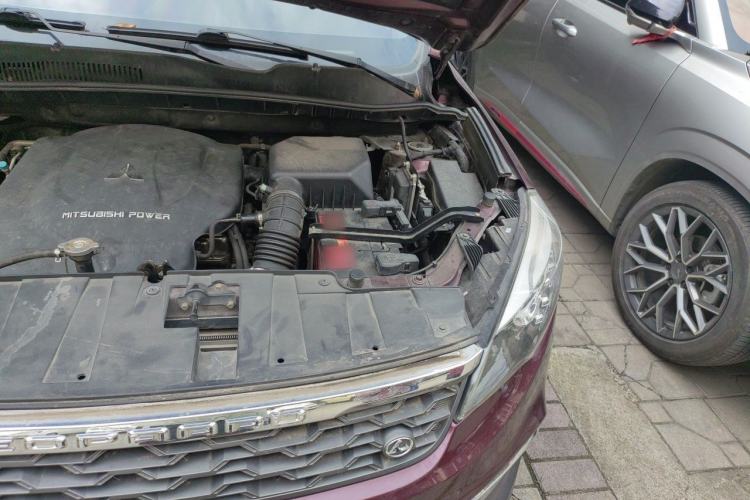 Used Leopaard CS10 2017 2.0T Automatic Urban Version Engine Bay Left