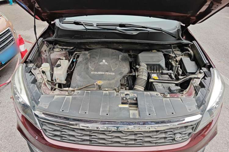 Used Leopaard CS10 2017 2.0T Automatic Urban Version Engine Bay