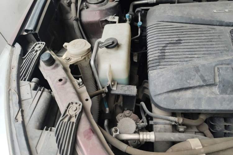 Used Leopaard CS10 2017 1.5T Manual Prestige Model Engine Bay Right