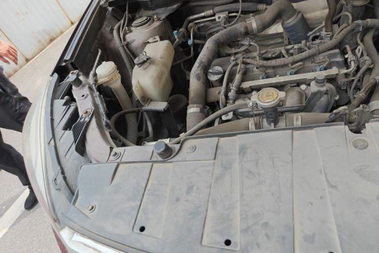 Used Leopaard CS10 2017 1.5T CVT Elite Model Engine Bay Right