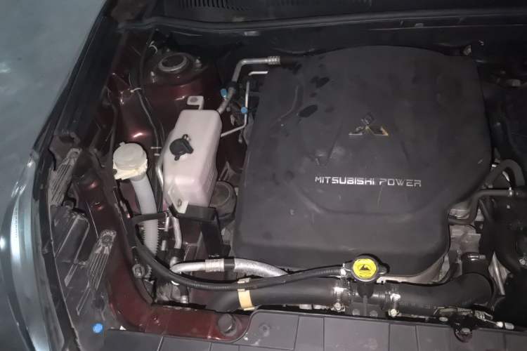 Used Leopaard CS10 2017 2.0T Automatic Urban Version Engine Bay Right
