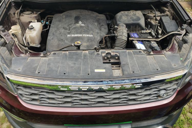 Used Leopaard CS10 2017 2.0T Automatic Luxury Model Engine Bay