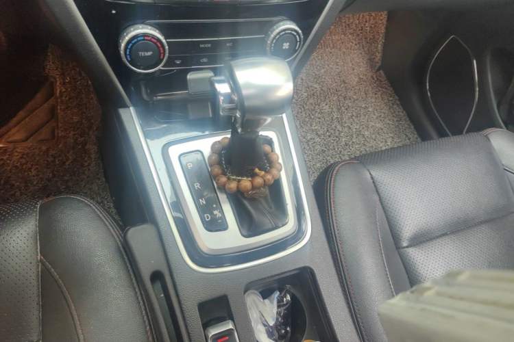 Used Leopaard CS10 2017 2.0T Automatic Luxury Model Gear Lever