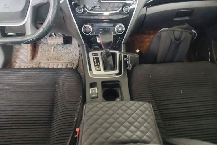 Used Leopaard CS10 2017 1.5T CVT Elite Model Gear Lever
