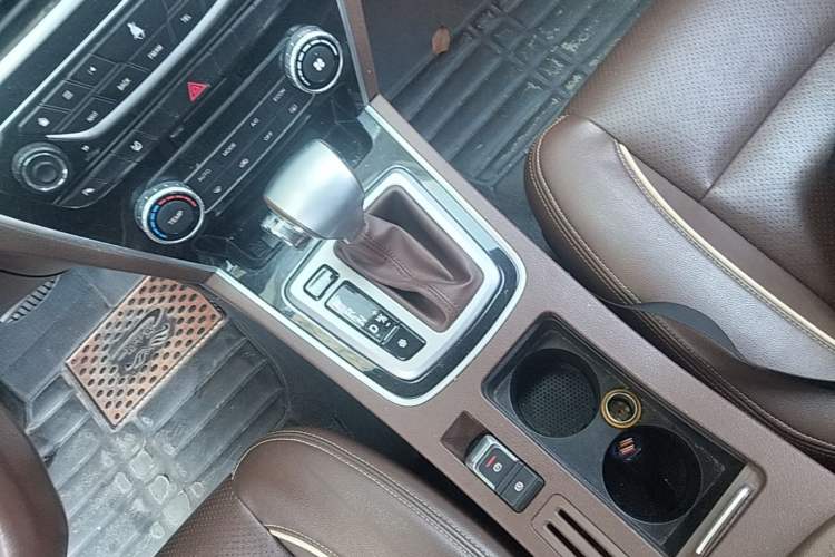 Used Leopaard CS10 2017 1.5T CVT Luxury Model Gear Lever
