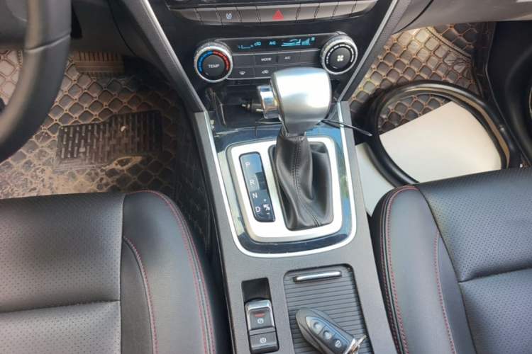 Used Leopaard CS10 2017 2.0T Automatic Urban Version Gear Lever