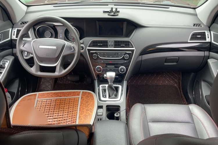 Used Leopaard CS10 2017 1.5T CVT Elite Model Interior 3