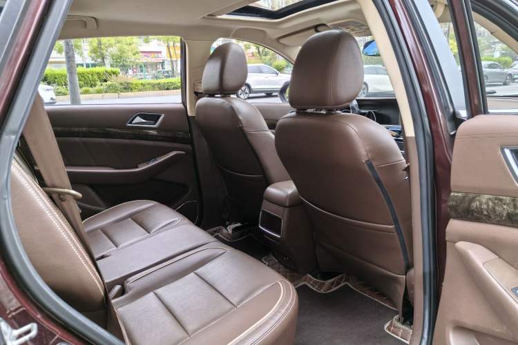Used Leopaard CS10 2017 2.0T Automatic Urban Version Interior 6