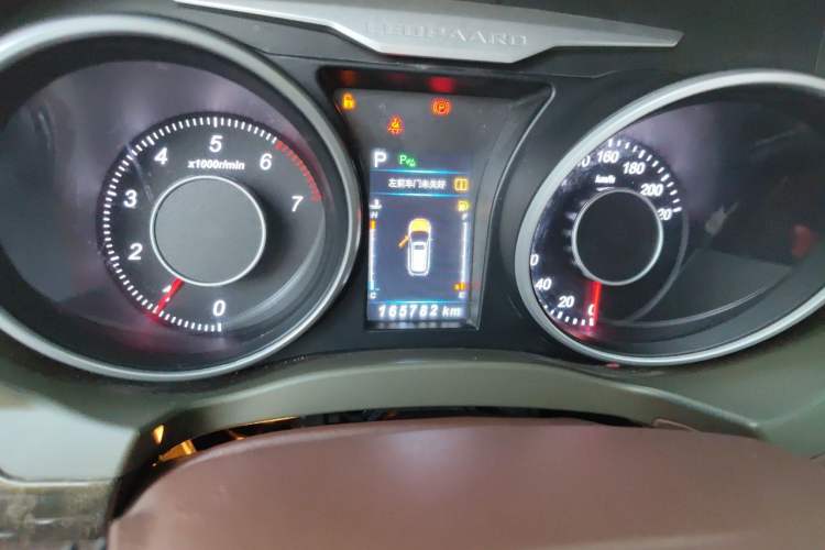 Used Leopaard CS10 2017 1.5T CVT Luxury Model Odometer Close Up