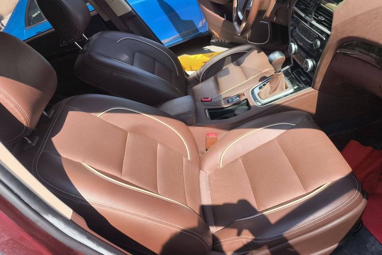 Used Leopaard CS10 2017 2.0T Automatic Luxury Model Right Front Seat