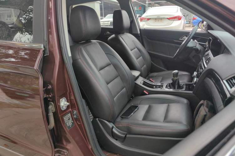 Used Leopaard CS10 2017 1.5T Manual Prestige Model Right Front Seat