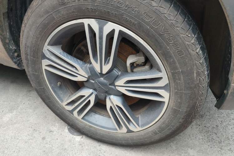 Used Leopaard CS10 2017 1.5T Manual Prestige Model Right Front Wheel Hub