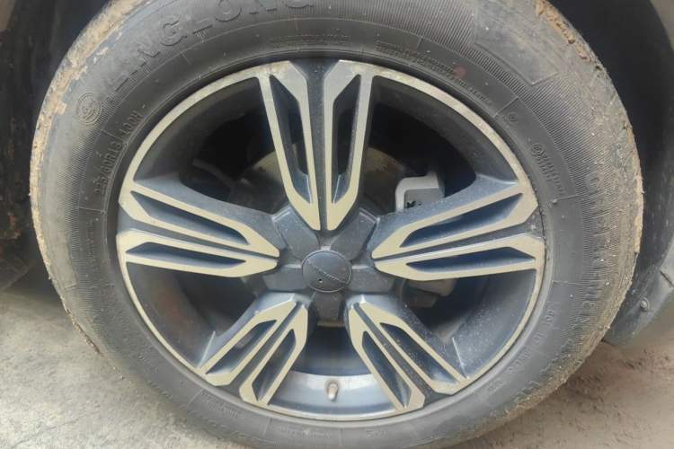Used Leopaard CS10 2017 2.0T Automatic Luxury Model Right Front Wheel Hub