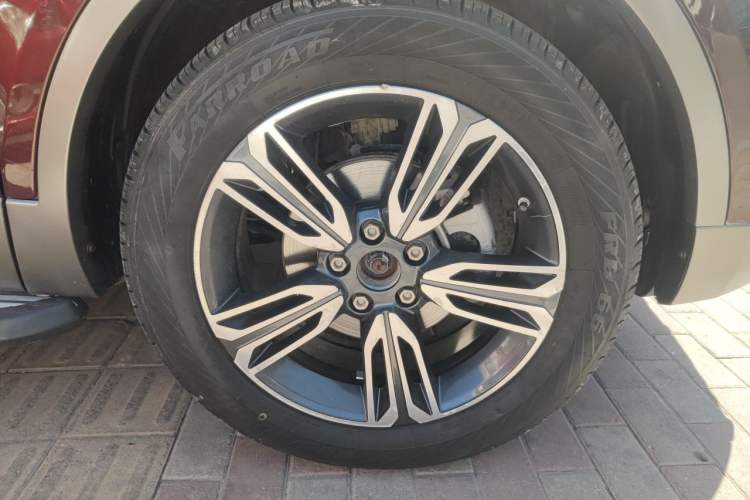 Used Leopaard CS10 2017 1.5T CVT Luxury Model Right Front Wheel Hub