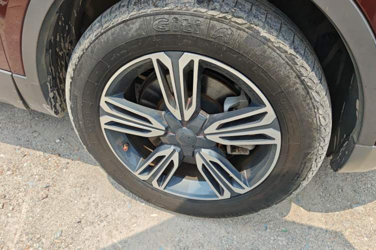 Used Leopaard CS10 2017 2.0T Automatic Luxury Model Right Front Wheel Hub