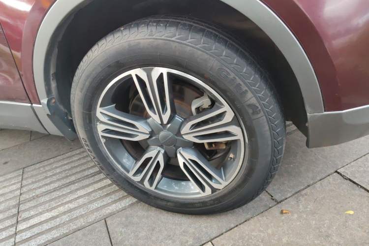 Used Leopaard CS10 2017 1.5T CVT Luxury Model Right Front Wheel Hub