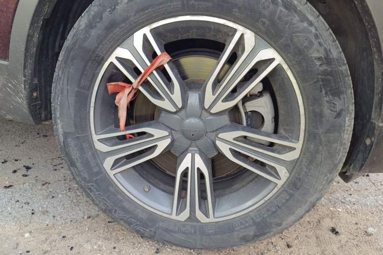 Used Leopaard CS10 2017 2.0T Automatic Luxury Model Right Front Wheel Hub