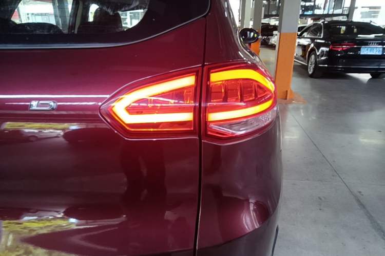 Used Leopaard CS10 2017 2.0T Automatic Urban Version Right Rear Taillight