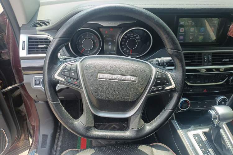 Used Leopaard CS10 2017 2.0T Automatic Luxury Model Steering Wheel
