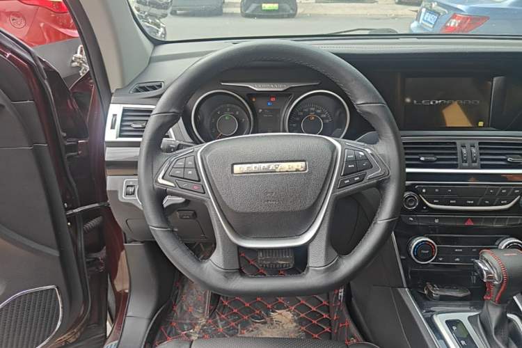 Used Leopaard CS10 2017 2.0T Automatic Luxury Model Steering Wheel