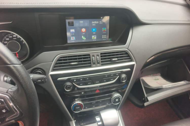 Used Leopaard CS10 2017 2.0T Automatic Urban Version Audio And AC Panel