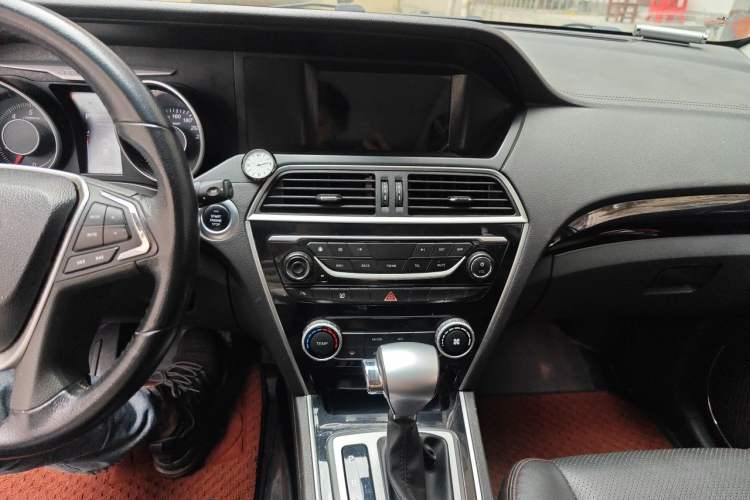 Used Leopaard CS10 2017 2.0T Automatic Luxury Model Audio And AC Panel