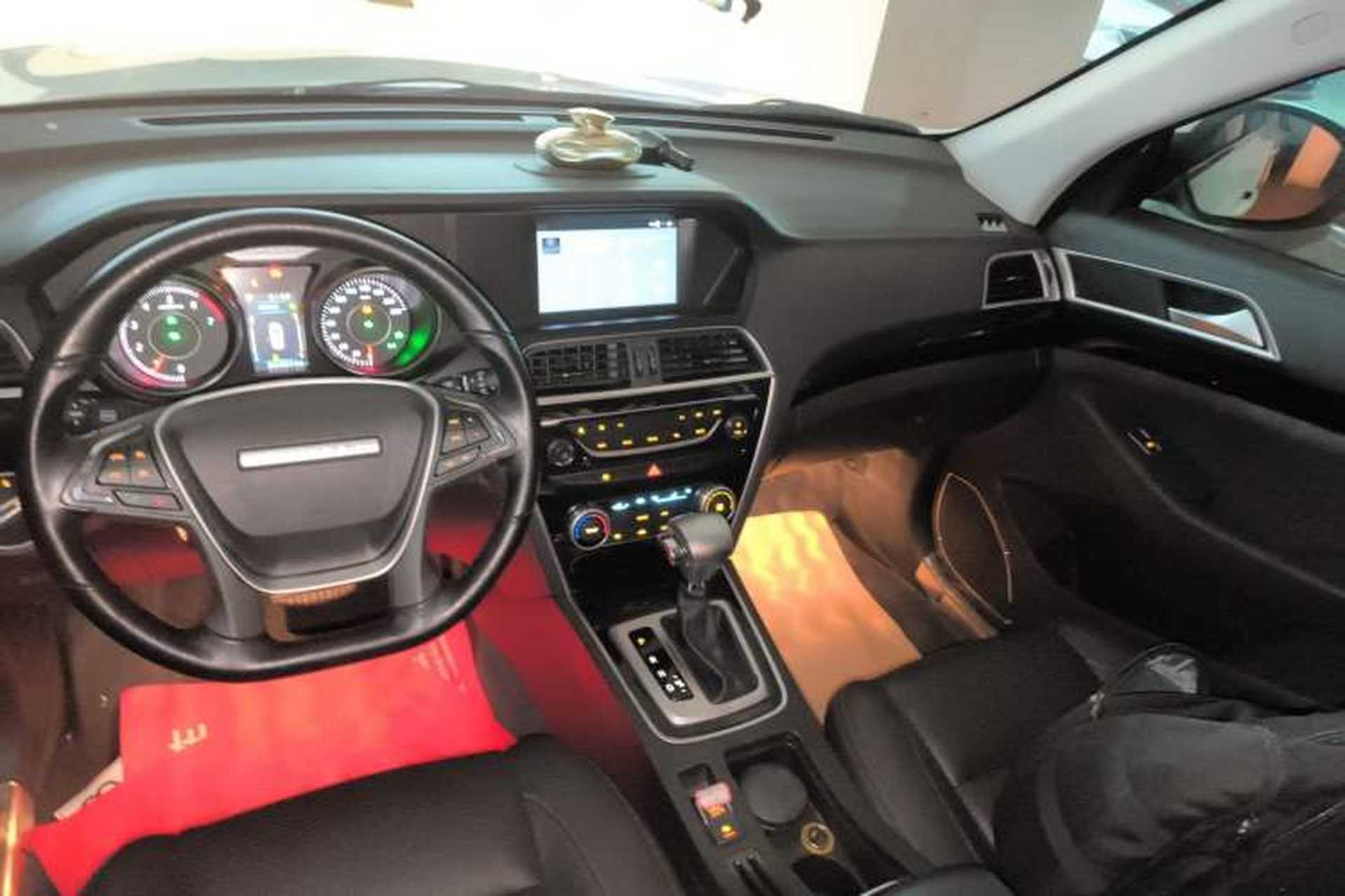 Used Leopaard CS10 2017 2.0T Automatic Urban Version Audio And AC Panel