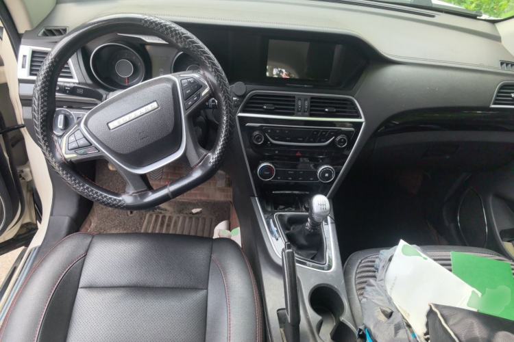Used Leopaard CS10 2017 2.0T Manual Fashion Edition Center Console