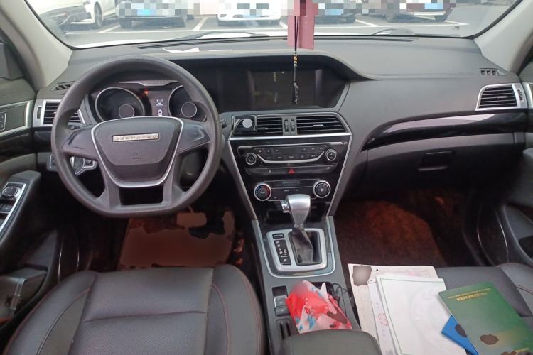 Used Leopaard CS10 2017 1.5T CVT Elite Model Center Console