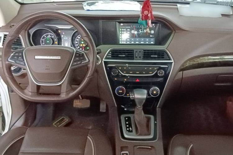 Used Leopaard CS10 2017 2.0T Automatic Luxury Model Center Console