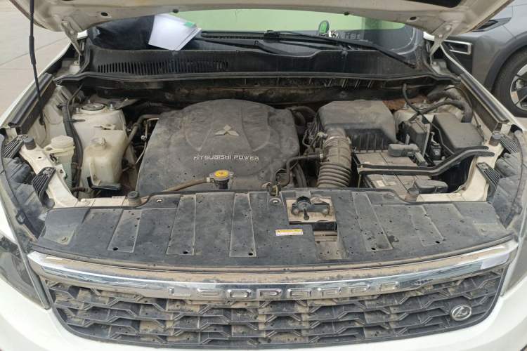 Used Leopaard CS10 2017 2.0T Automatic Luxury Model Engine Bay