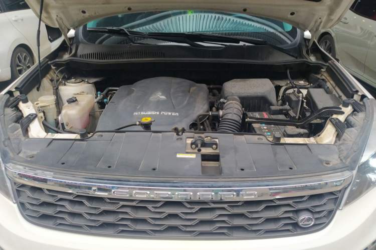 Used Leopaard CS10 2017 2.0T Automatic Luxury Model Engine Bay