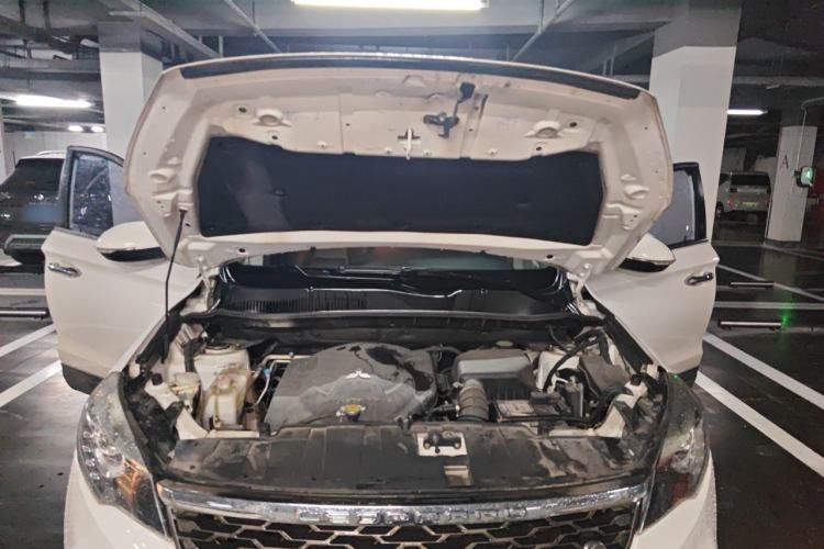 Used Leopaard CS10 2017 2.0T Manual Fashion Edition Engine Bay