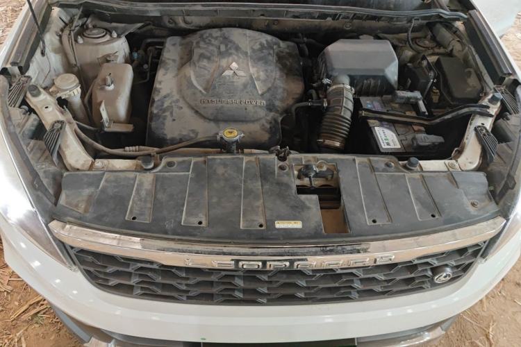 Used Leopaard CS10 2017 2.0T Automatic Luxury Model Engine Bay