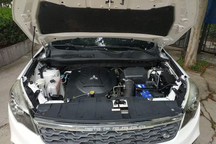 Used Leopaard CS10 2017 2.0T Automatic Luxury Model Engine Bay