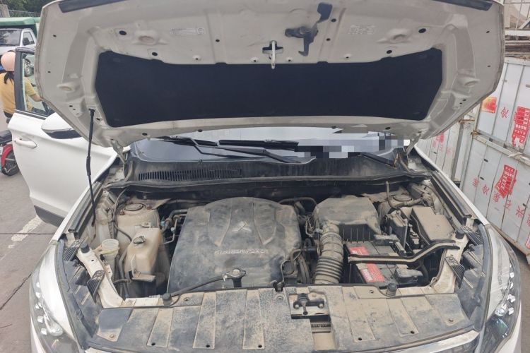 Used Leopaard CS10 2017 2.0T Automatic Luxury Model Engine Bay