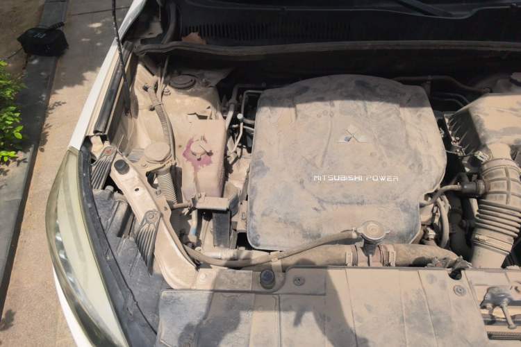 Used Leopaard CS10 2017 2.0T Manual Fashion Edition Engine Bay Right