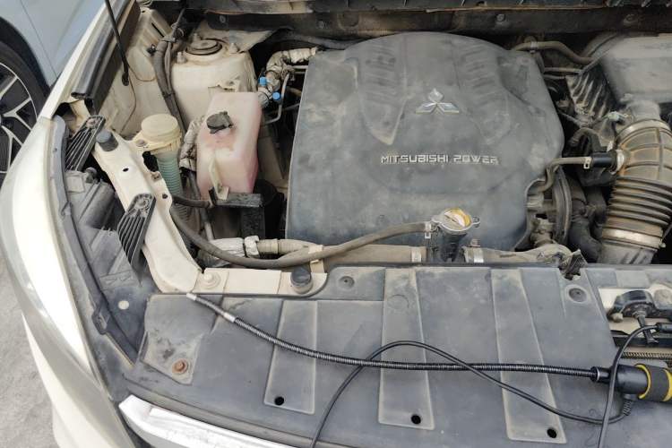 Used Leopaard CS10 2017 2.0T Automatic Urban Version Engine Bay Right