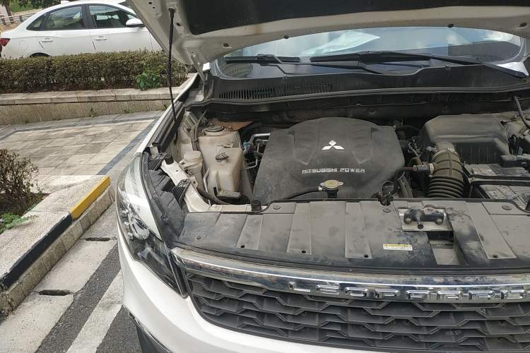 Used Leopaard CS10 2017 2.0T Automatic Luxury Model Engine Bay Right