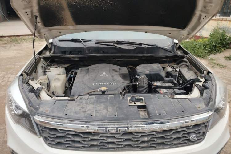 Used Leopaard CS10 2017 2.0T Automatic Luxury Model Engine Bay