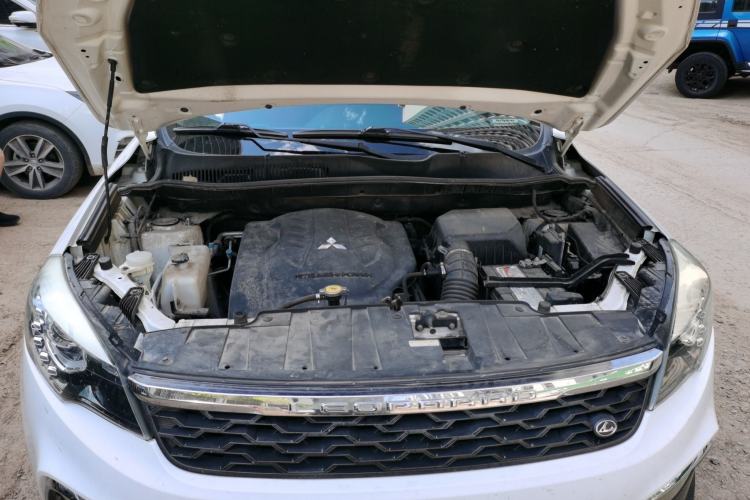 Used Leopaard CS10 2017 2.0T Automatic Urban Version Engine Bay