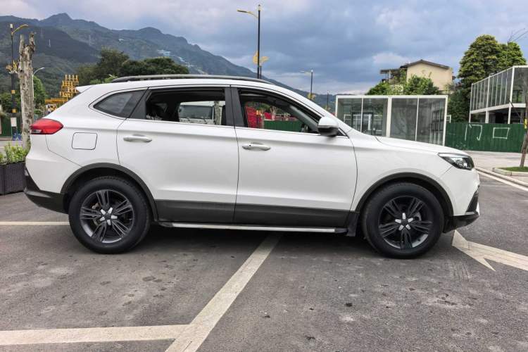 Used Leopaard CS10 2017 2.0T Automatic Urban Version Exterior 4