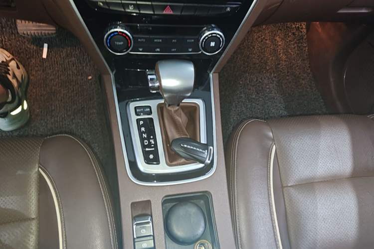 Used Leopaard CS10 2017 1.5T CVT Luxury Model Gear Lever