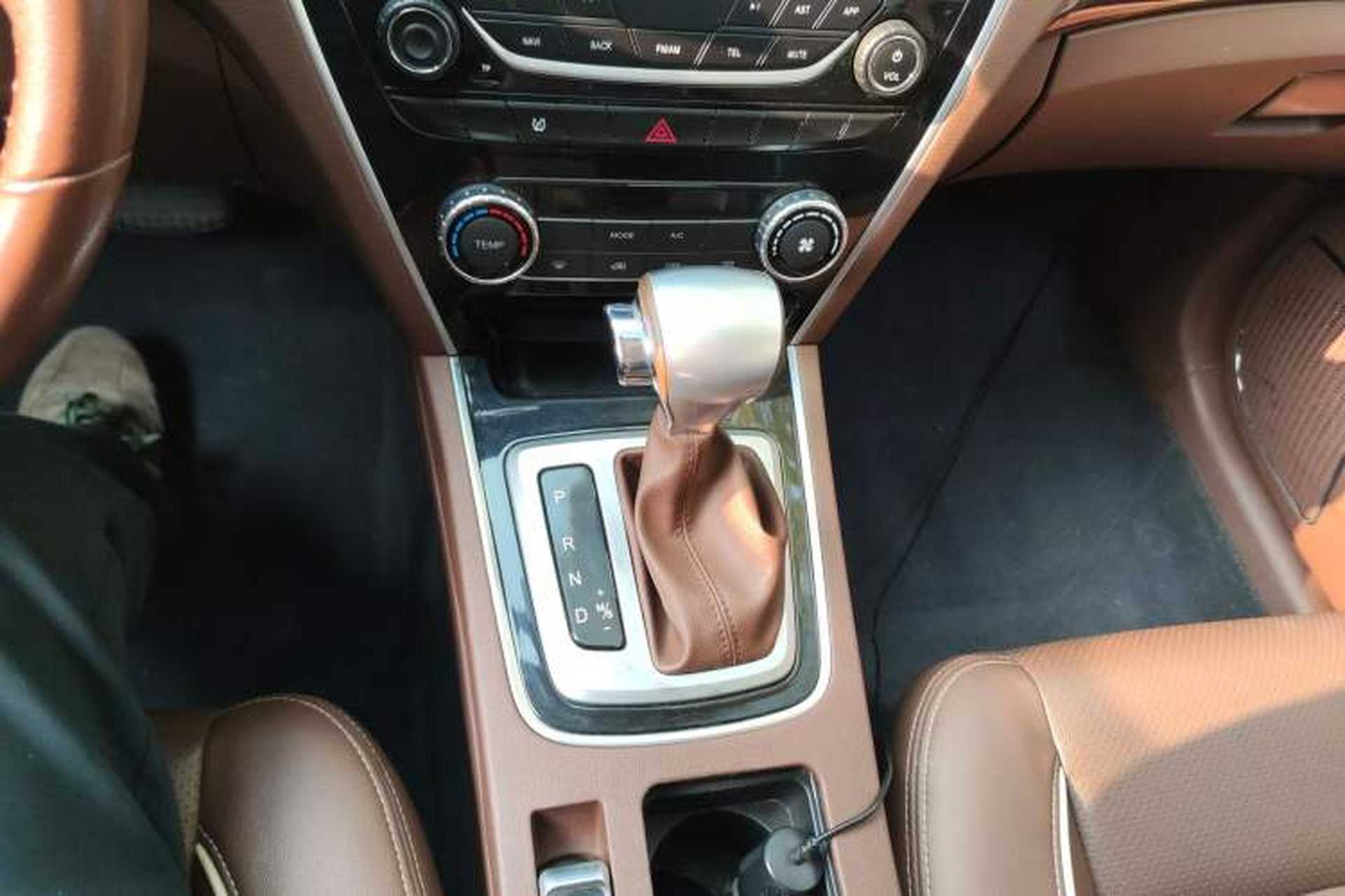 Used Leopaard CS10 2017 2.0T Automatic Urban Version Gear Lever