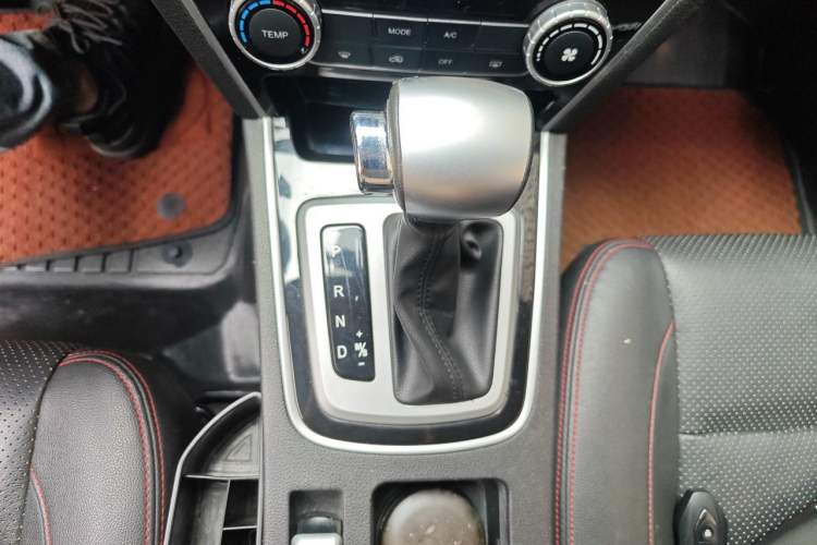 Used Leopaard CS10 2017 2.0T Automatic Luxury Model Gear Lever